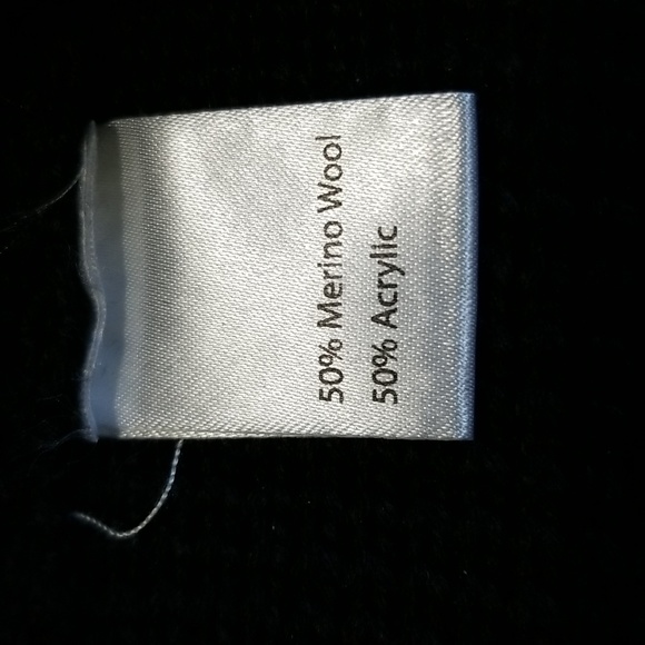 Italian Merino wool cardigan - Picture 5 of 5